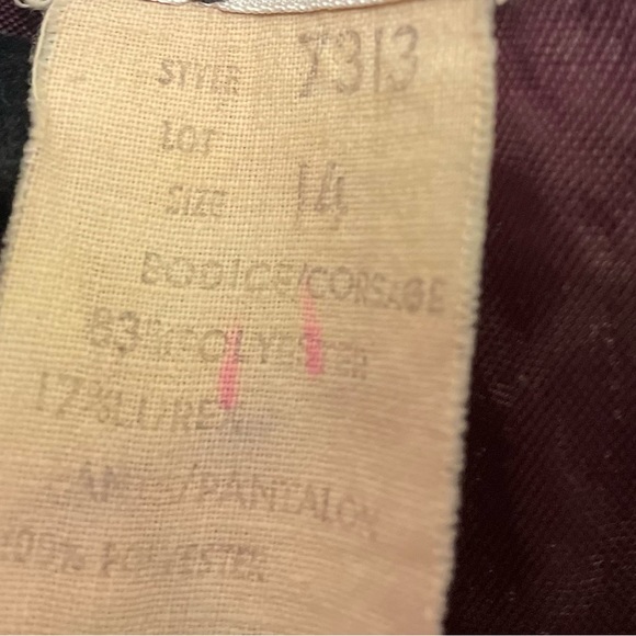 Metallic knit Vintage high fashion
wide leg jumpsuit. Size 14 - Picture 7 of 7